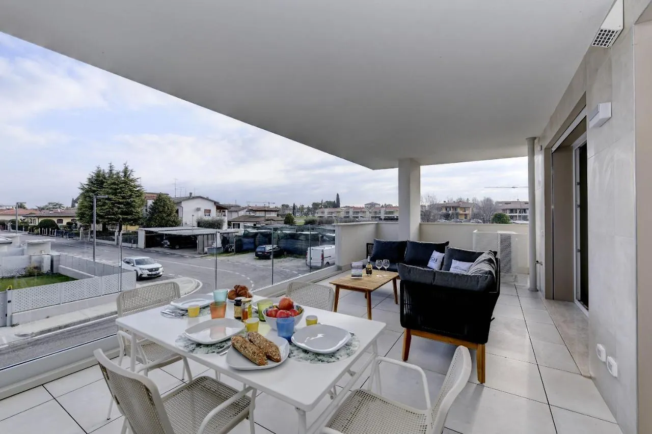 Opalia Residence - Garda Lake Lifestyle Apartment Peschiera del Garda